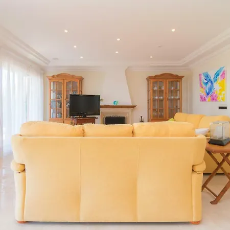 Holiday home Urb Playa Azul 24 Estepona